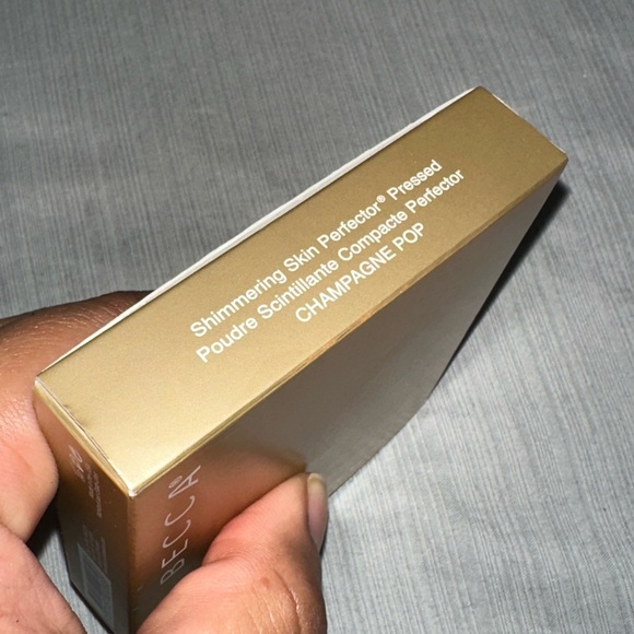 NIB Becca Cosmetics Champagne Pop Shimmering Skin Perfector - Picture 6 of 7